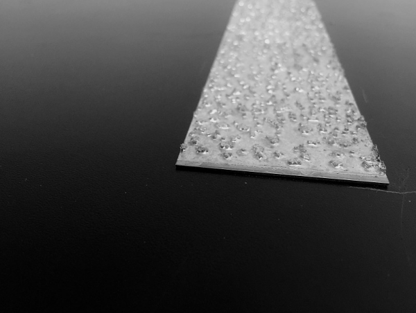 Tiras antideslizantes galvanizadas de 0.8 mm